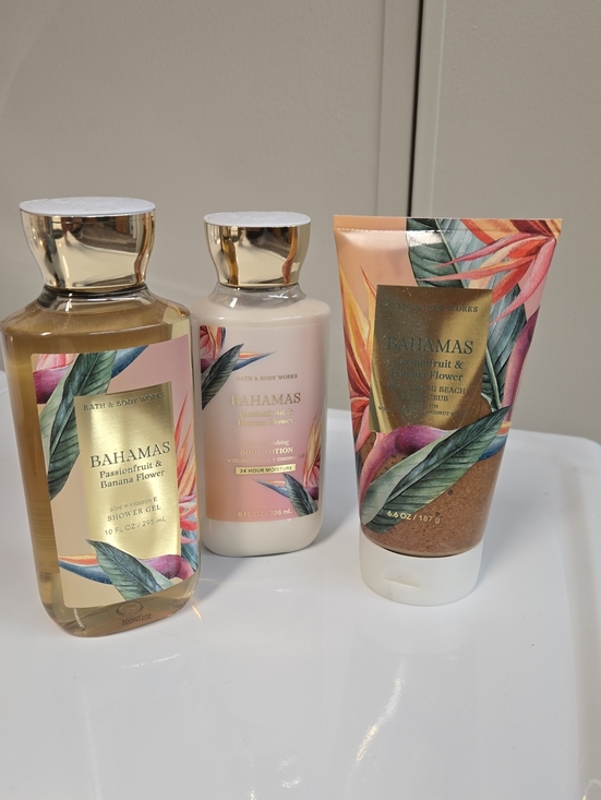 Bath & Body Works Other - NWT Bundle Bath & Body Works Bahamas Passionfruit & Banana Flower Set -